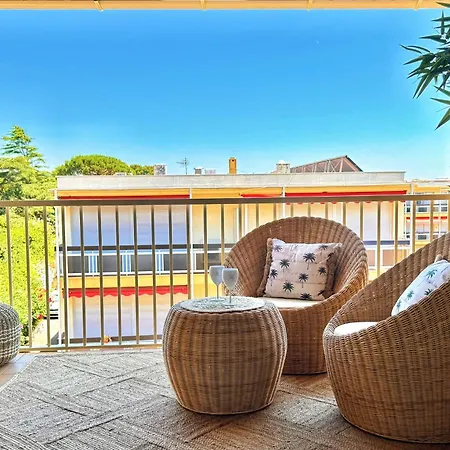Appartement Avec Vue Mer Et Place De Stationnement Privee Apartment Sainte-Maxime